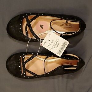 Kids NWT Seychelles Shoes Size Girls 4